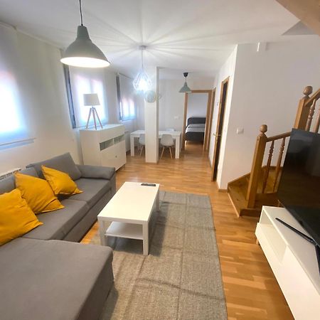 Apartamento Centrico Con Garaje Jaca Exterior foto