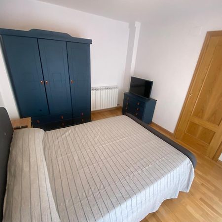 Apartamento Centrico Con Garaje Jaca Exterior foto