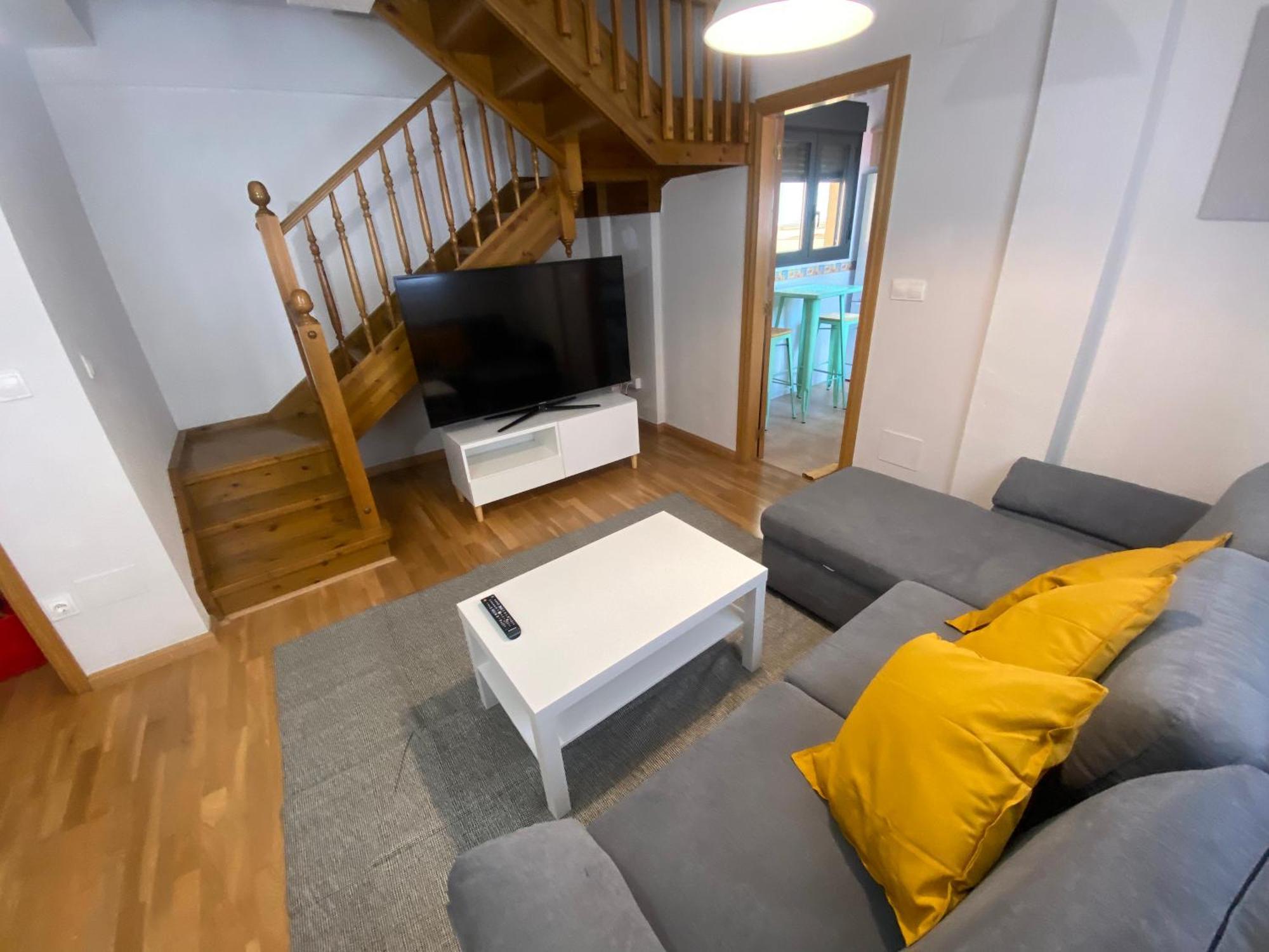 Apartamento Centrico Con Garaje Jaca Exterior foto