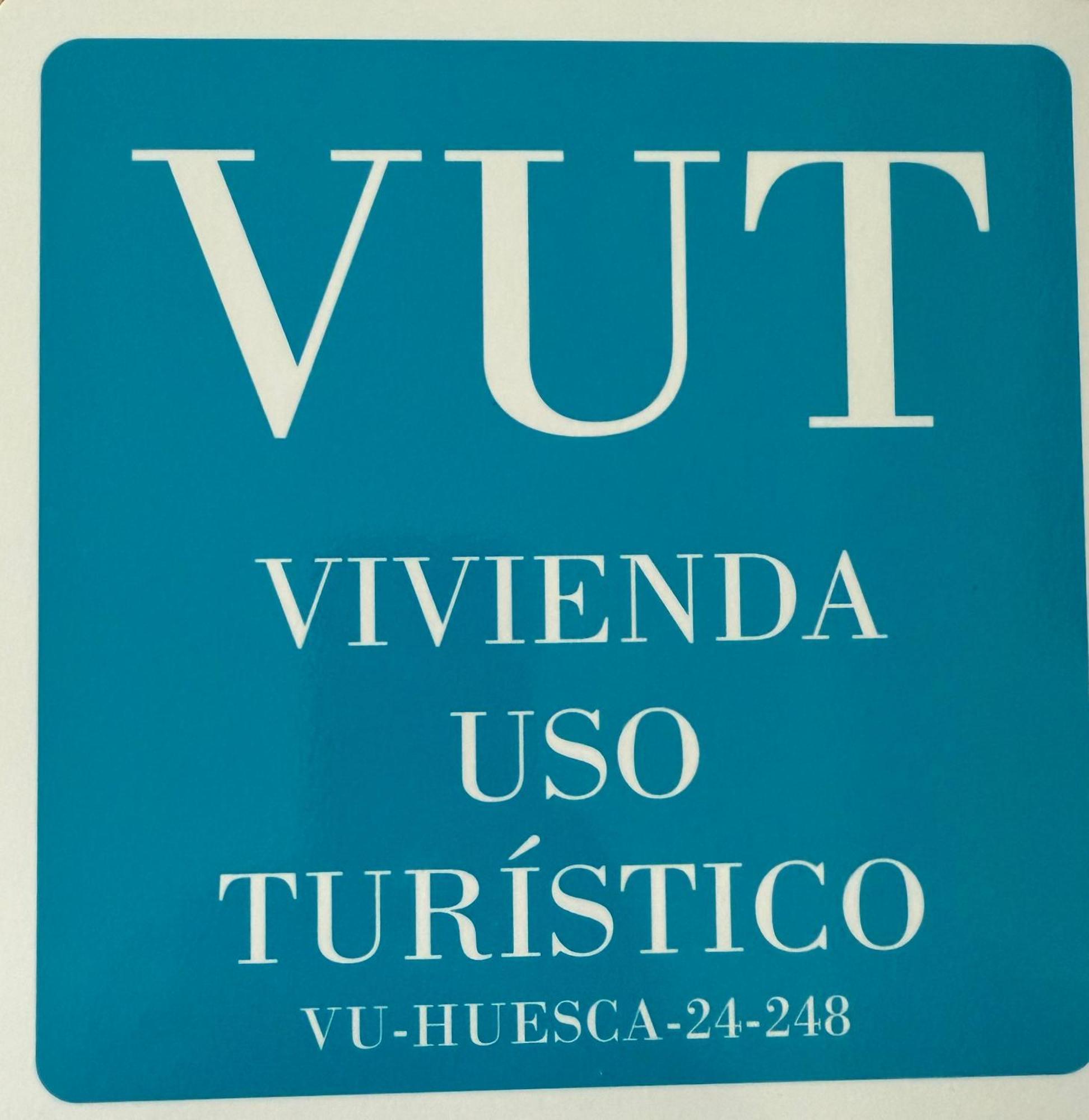 Apartamento Centrico Con Garaje Jaca Exterior foto